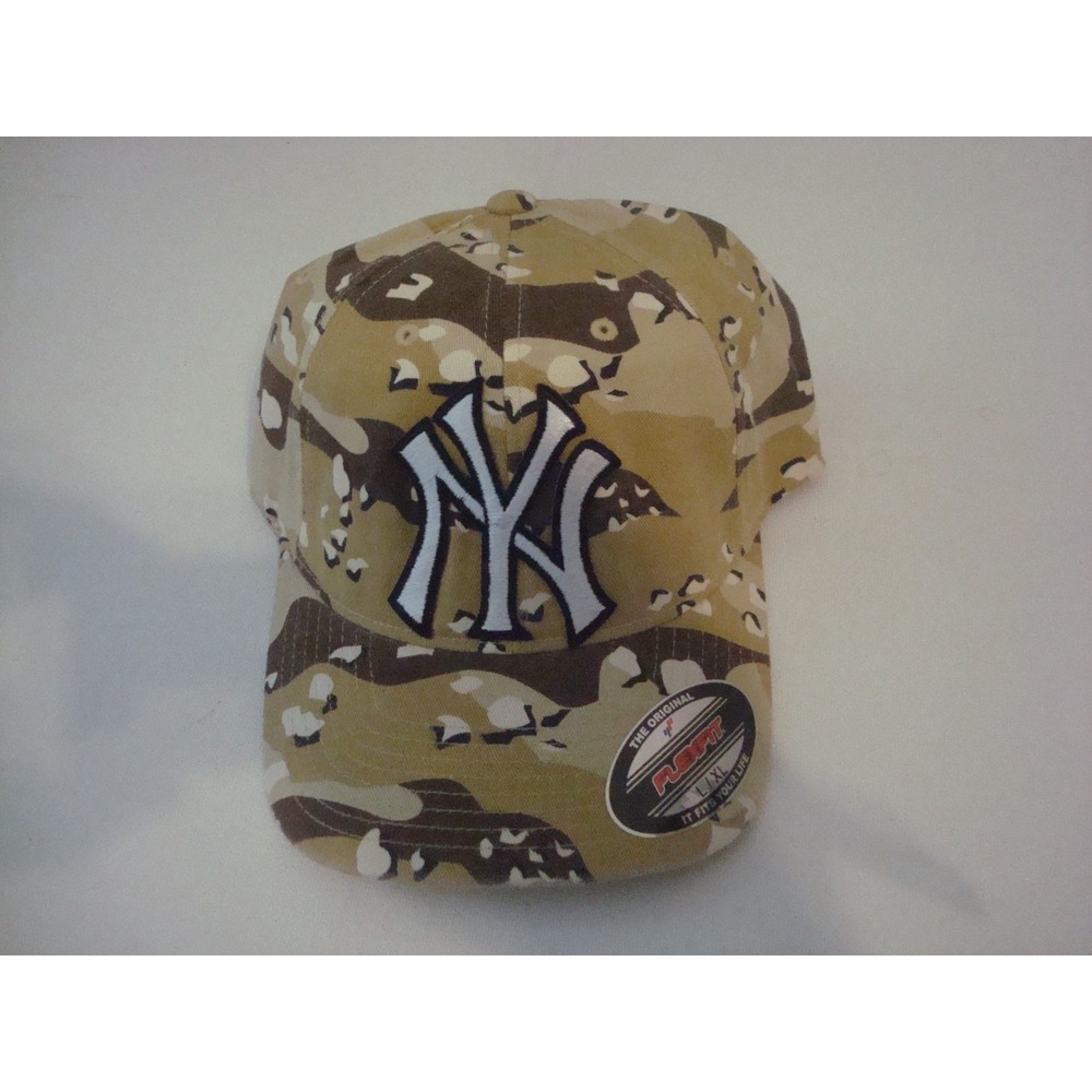 YANKEES CAMO Y2K 00s HAT CAP VINTAGE DEADSTOCK P1